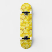 Zitronen-Muster 2 Skateboard (Vorderseite)