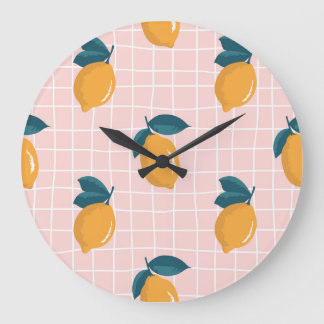 Zitronen, Retrogeometrie, nahtloses Sommermuster. Große Wanduhr