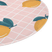 Zitronen, Retrogeometrie, nahtloses Sommermuster. Schneidebrett (Ecke)