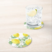 Zitronen und Blätter Runder Pappuntersetzer (Vor Ort)