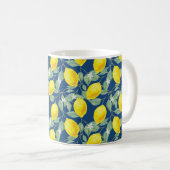 ZITRONENFRÜCHTE IN LANDESBLAU KAFFEETASSE (VorderseiteRechts)