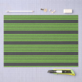 Zitronengrün und fünf Streifen Seidenpapier (Handwerk)