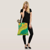 Zitrus- und grüne abstrakte Kreise Tasche (Am Model)
