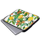 Zitrusfrüchte, lebendiges Aquarellmuster. Laptopschutzhülle (Vorne Knopf)