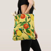 Zitrusfrüchte, lebendiges Aquarellmuster. Tasche (Von Nahem)