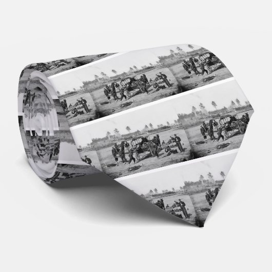 Zivile Kriegs-Krankenwagen-Crew Krawatte (Gerollt)