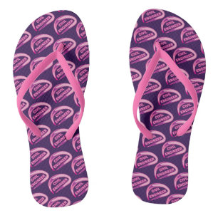 Ziviler Ingenieur in Rosa Badesandalen