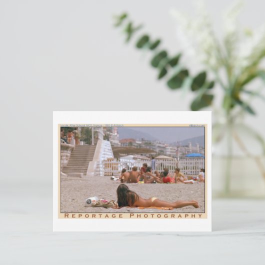 ZNICEGoldBikini Postkarte (Stehend Vorderseite)