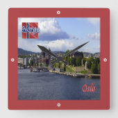zNO004 OSLO, Norwegen, Europa, Quadratische Wanduhr (Vorderseite)