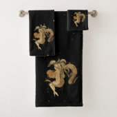 Zodiac Goddess | Cosmic Gold Aquarius Astrologie Badhandtuch Set (Insitu)