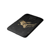 Zodiac Goddess | Cosmic Gold Aries Astrologie Badematte (Schrägansicht)