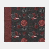 Zodiac Magic Crimson | Henna Red Gothic Skull Rose Fleecedecke (Vorderseite (Horizontal))