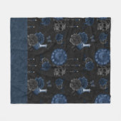 Zodiac Magic | Dark Navy Blue Gothull Rose Fleecedecke (Vorderseite (Horizontal))