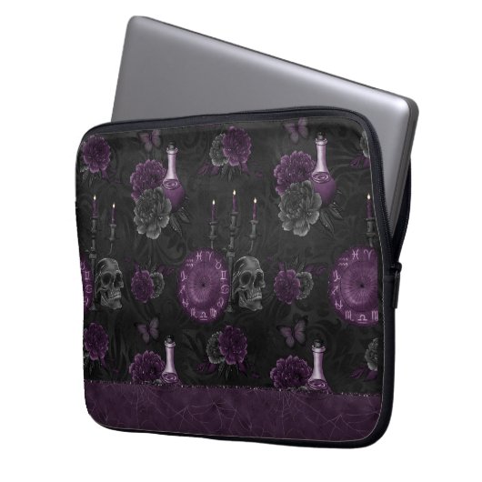Zodiac Magic | Dunkle Lila Pflaumengotik Rose Laptopschutzhülle (Vorderseite Links)
