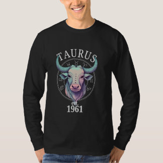 Zodiac Taurus Bull Geboren 1961 T-Shirt
