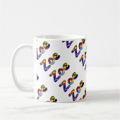 Zoe fertigte Tasse besonders an (Links)