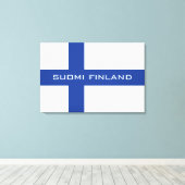 Zollumhüllte Leinwand mit finnischer Flagge (Insitu (Holzboden))