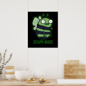 Zom-bee Funny Zombie Bee Pun Dark BG Poster (Küche)