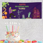 Zombie Birthday Kids Party Banner<br><div class="desc">Mit diesem lebendigen und farbenfrohen Design mit Zombies,  Mumien,  Friedhöfen,  Süßigkeiten und vielem mehr verwandeln Sie Ihren Geburtstag in ein unvergessliches Fest für Sie und Ihre Gäste. Personalisieren Sie es einfach mit Ihren Daten,  und Sie sind bereit zu gehen. Genießen Sie Ihre Geburtstagsfeier</div>