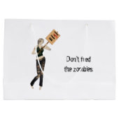 Zombie Button Up Girl Protest I Gift Bag Große Geschenktüte (Rückseite)