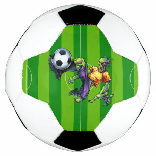 Zombie-Fußballspieler tritt Mitte des Spielfeldes Fußball