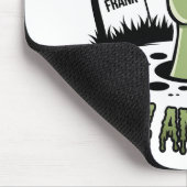 Zombie Hand Rising Halloween Design Spaß und Spook Mousepad (Ecke)