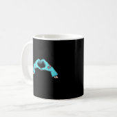 Zombie Hands Heart Halloween Spooky Kaffeetasse (Vorderseite Links)