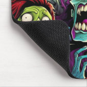 Zombie Mouse Pad – Spooky Horror Desk Accessory Mousepad (Ecke)