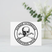 Zombie Outbreak Response Team (Schädelknochen) Postkarte (Stehend Vorderseite)