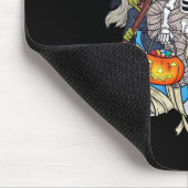 Zombie Riding Mummy Shark Vampire Halloween Pumpki Mousepad (Ecke)