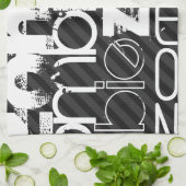 Zombie; Schwarz und Dunkelgrau Streifen Handtuch (Gefaltet)