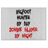 Zombie Slayer Bigfoot Hunter Schneidebrett (Vorderseite)