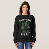 Zombie-Süßes-oder-Saures-Riech-meine-Füße-Hallowee Sweatshirt (Vorne ganz)
