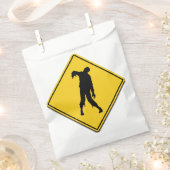 Zombie Warning Halloween Geschenktütchen (Ausgeschnitten)