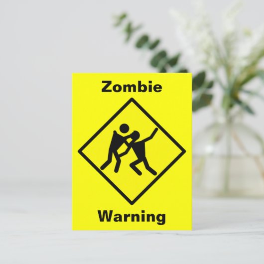 Zombie Warning Road Sign Postkarte (Stehend Vorderseite)