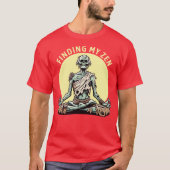 Zombie Yoga Finding My Zen T-Shirt (Vorderseite)