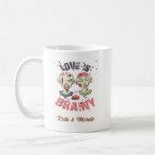 Zombies-Liebe ist braines Halloween-Monogramm Kaffeetasse (Links)