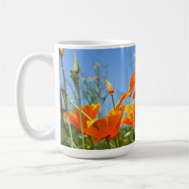 Zomers gevoel van wilde oranje bloemen. kaffeetasse