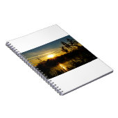 Zonsondergang bij een meertje met rietpluimen. notizblock (Rechte Seite)