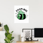 Zoom-bee Funny Halloween Zombie Bee Pun Poster (Heimbüro)