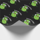 Zoom-cchini Funny Zucchini Pun Dark BG Geschenkpapier (Ecke)