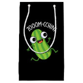 Zoom-cchini Funny Zucchini Pun Dark BG Kleine Geschenktüte (Vorderseite)