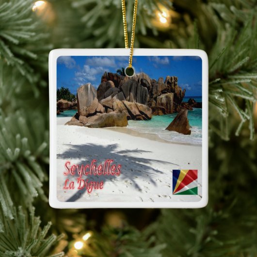 zSC006 SEYCHELLES, La Digue, Afrika, Keramikornament (Baum)