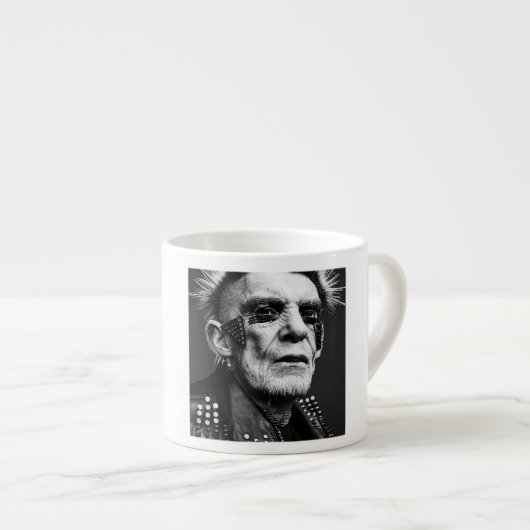 Zu alte Espresso-Tasse Espressotasse (Vorderseite Rechts)