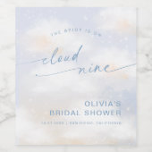 Zu Cloud 9 Dusty Blue Schriftart Brautparty Weinetikett (Einzelnes Label)