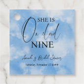 zu Cloud Nine 9 Calligraphy Blue Brautparty Geschenkanhänger (Vorderseite)