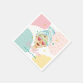 Zu glänzen, um ein Niedliches, sonniges Mädchen zu Serviette (Ecke)