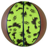 Zu Halloween Abend 3D unter Sternen fliegen Basketball (Vertikal)