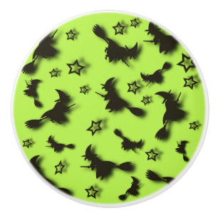 Zu Halloween Abend 3D unter Sternen fliegen Keramikknauf
