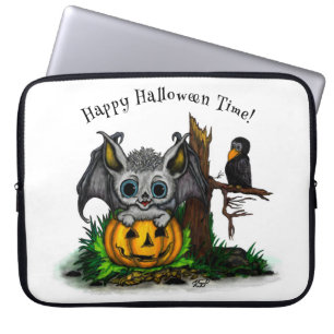 zu Halloween , Niedlichem Fleet und Raven gewartet Laptopschutzhülle